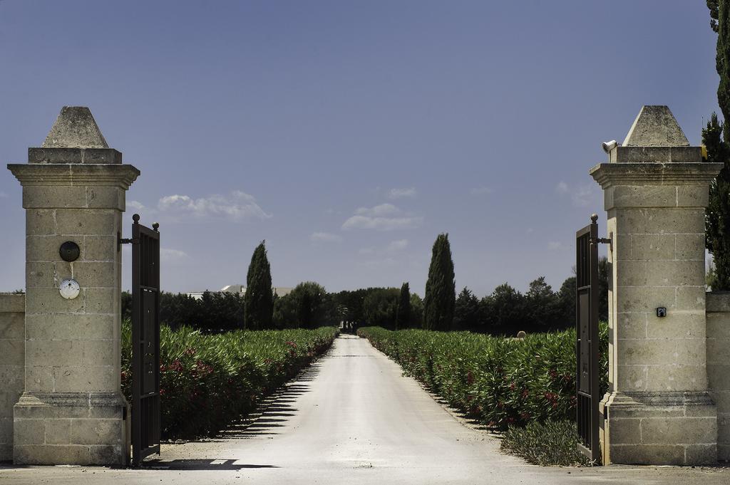 Masseria Bagnara Resort & Spa Marina di Lizzano Bagian luar foto