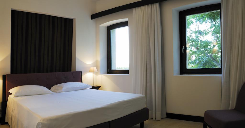 Masseria Bagnara Resort & Spa Marina di Lizzano Bagian luar foto