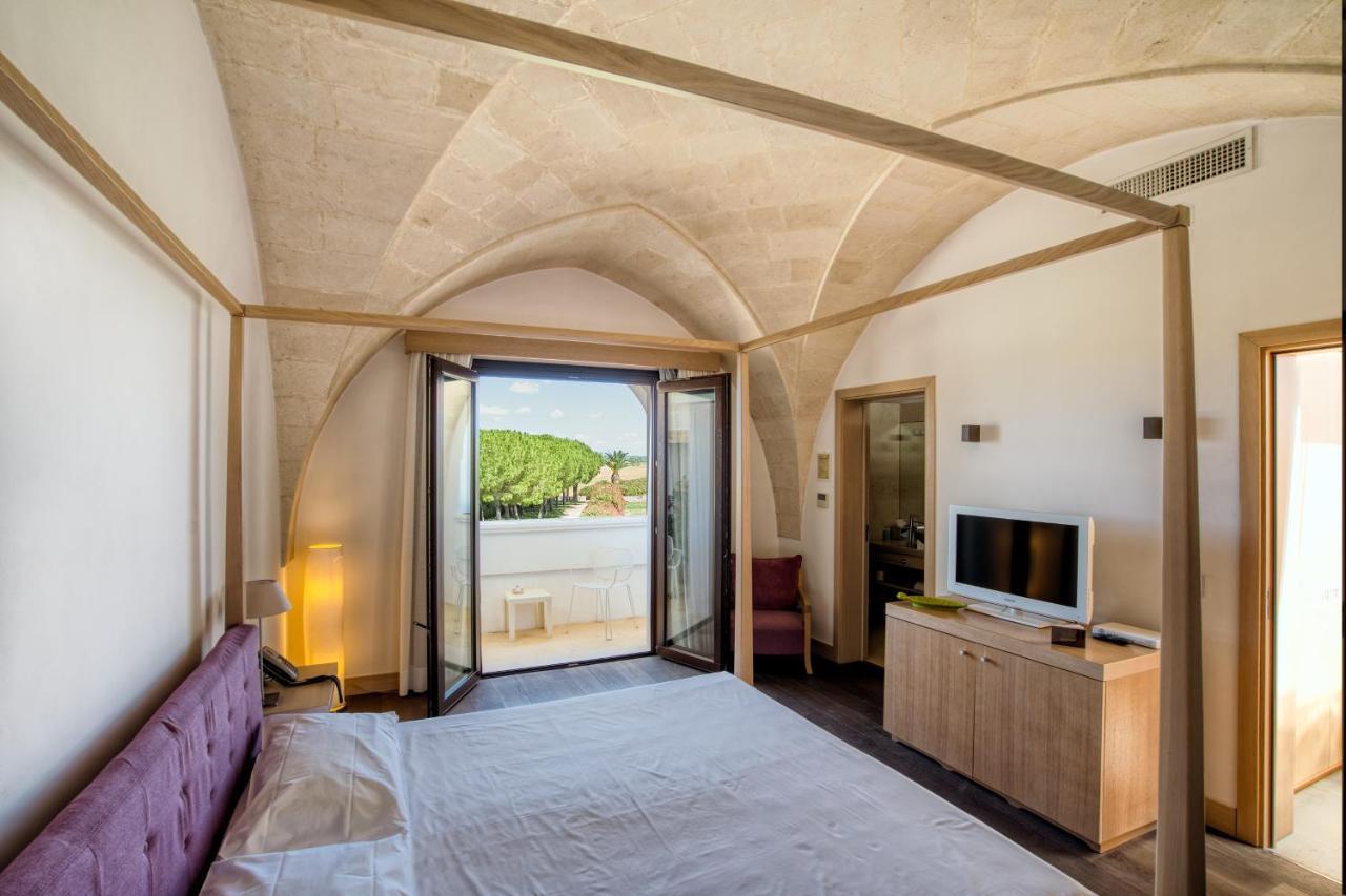 Masseria Bagnara Resort & Spa Marina di Lizzano Bagian luar foto